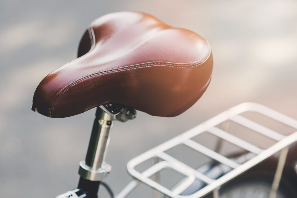 brown-leather-seat-bicycle